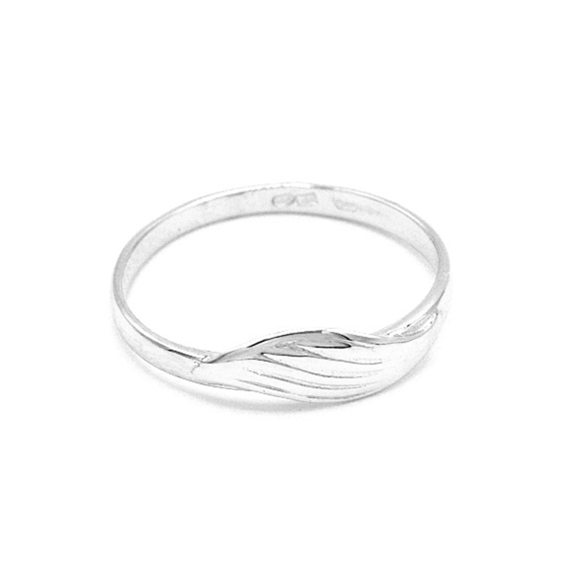 Prsten z bílého zlata, zdobená vlnka 1,10g 