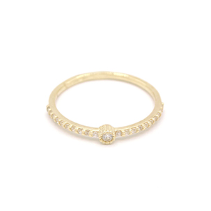 Zlatý prsten se zirkony jemný 0,90g