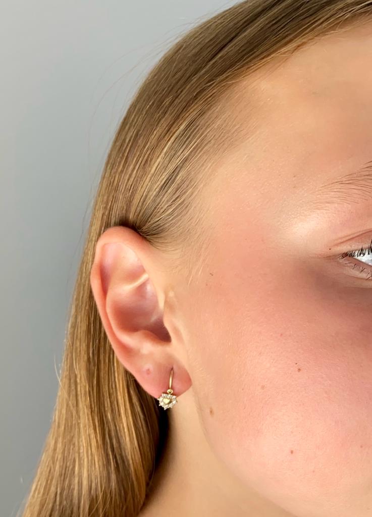 Zlaté dětské náušnice srdíčka se zirkony 1,41g