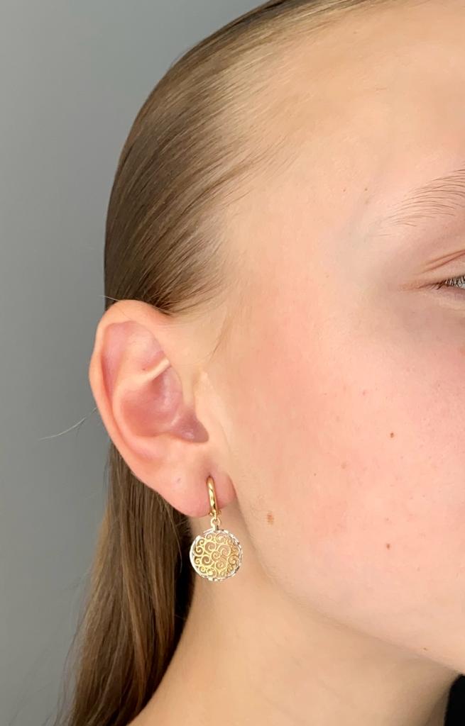 Zlaté náušnice kulaté zdobené dvě barvy zlata 2,50g