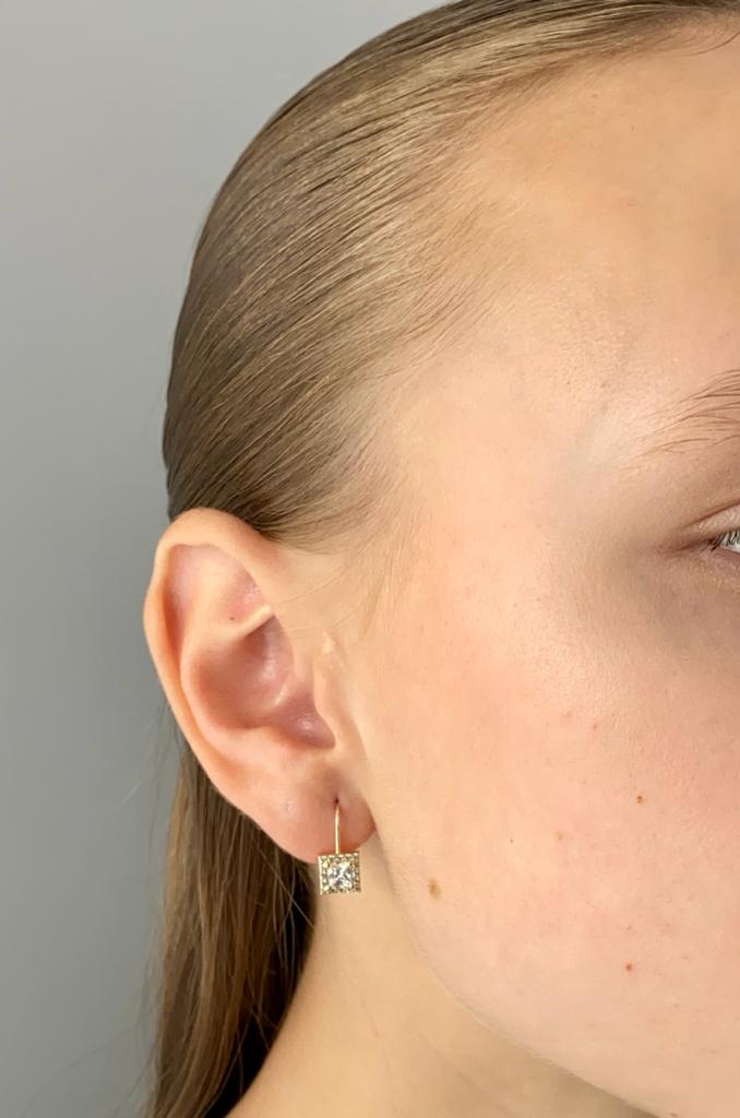 Zlaté náušnice čtverečky se zirkony 2,51g