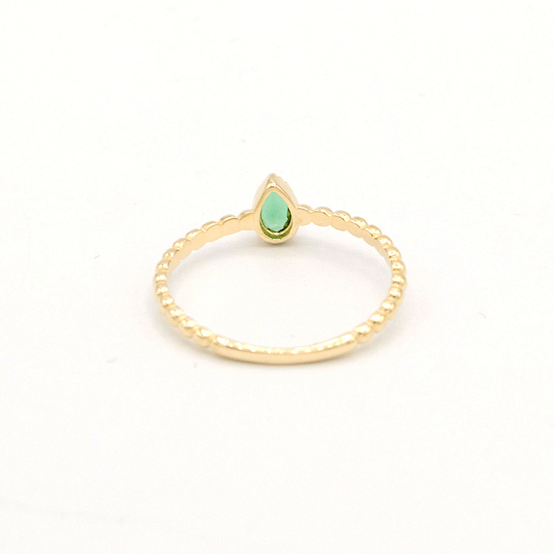 Zlatý prsten kapka se zeleným kamínkem 1,20g