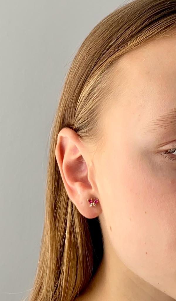 Zlaté náušnice motýlci na puzetu s růžovými a bílými kamínky 1,06g