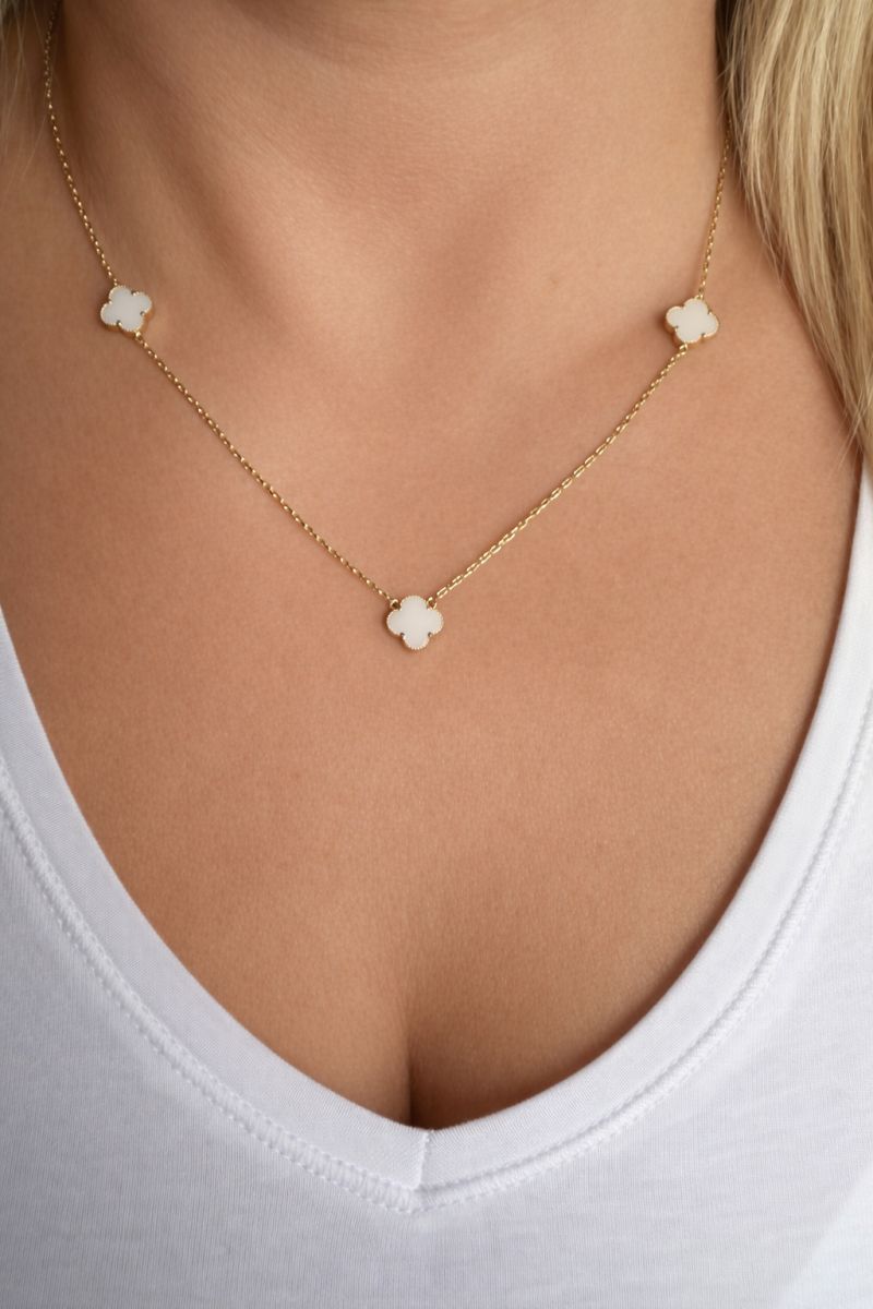 Zlatý řetízek se čtyřlístky s bílým kamenem 4,50g