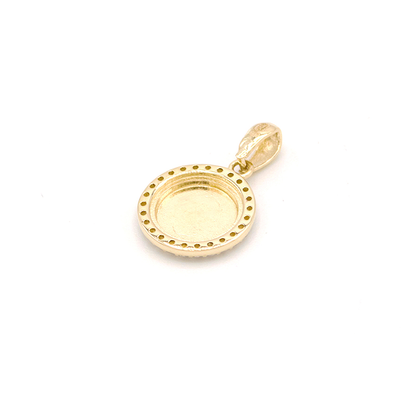 Zlatý přívěsek kolečko zdobené zirkony a proužky 1,10g