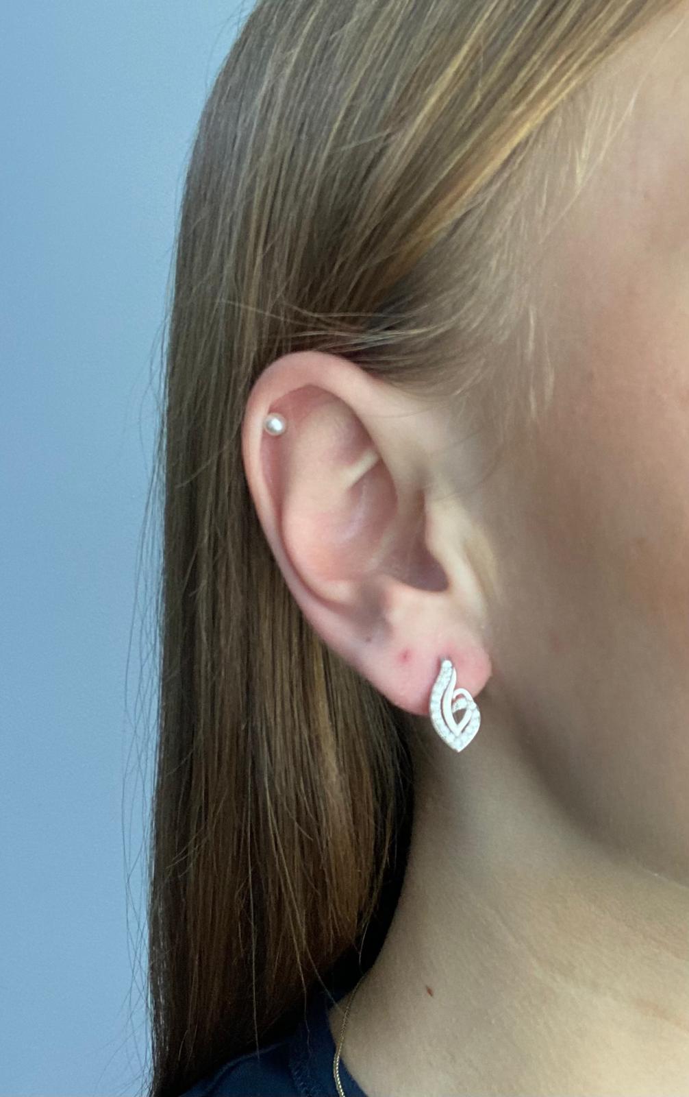 Náušnice z bílého zlata vlnky se zirkony 2,35g