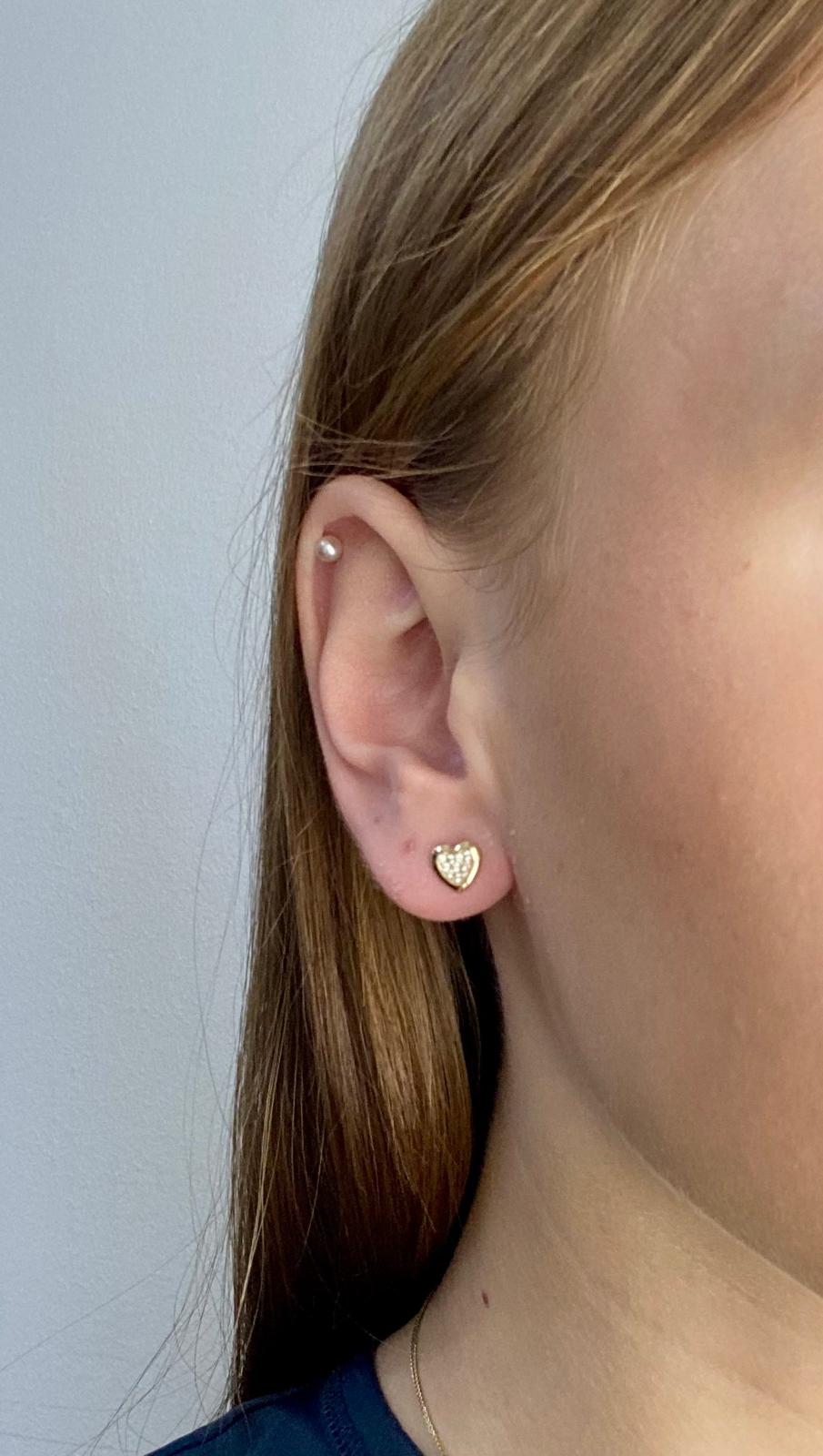 Zlaté náušnice srdíčka se zirkony na šroubek 1,40g