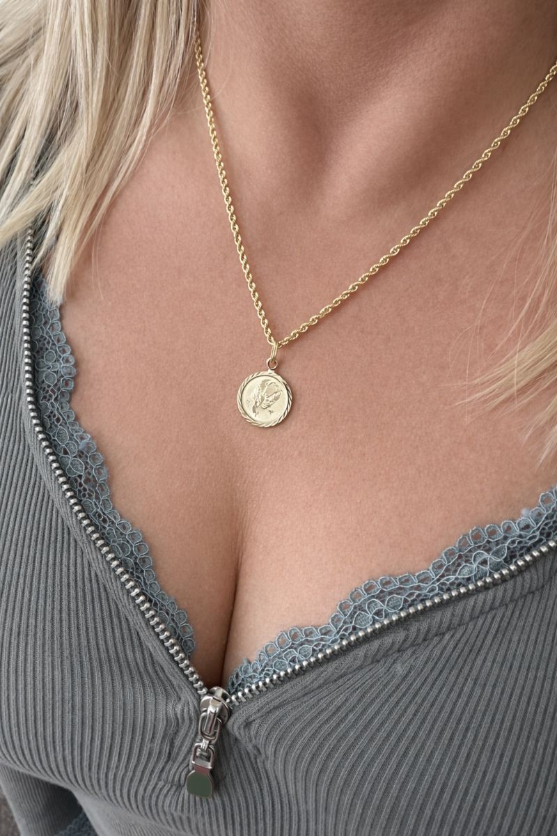 Zlatý přívěsek znamení rak 