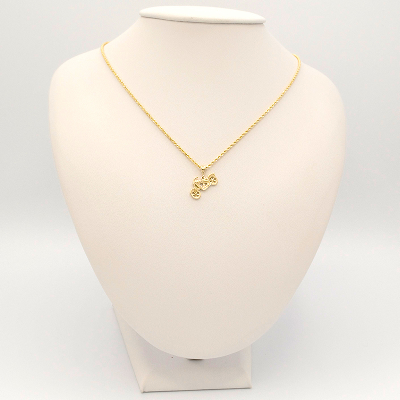 Zlatý přívěsek motocykl