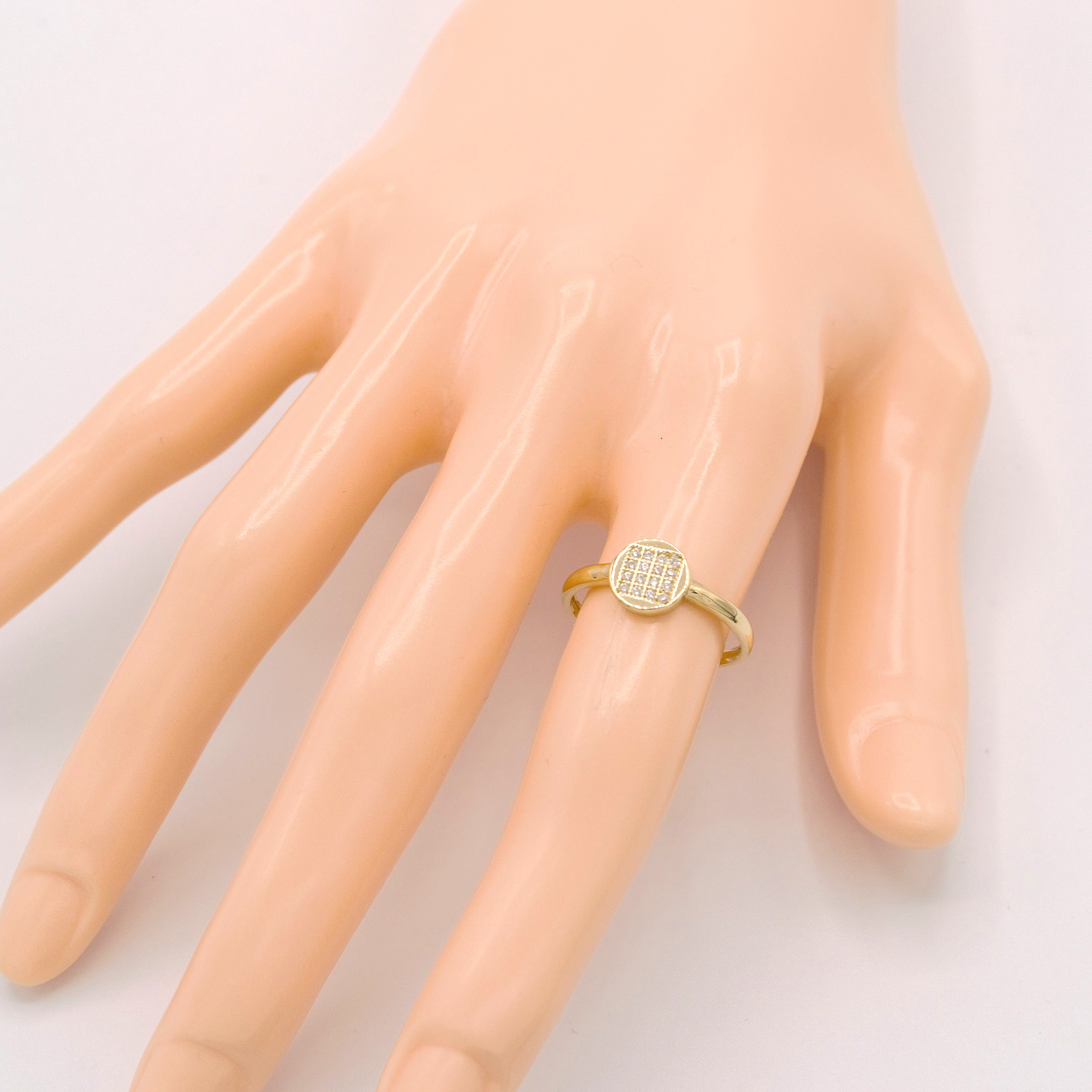 Zlatý prsten kulatý se čtverečkem ze zirkonů 2,57g