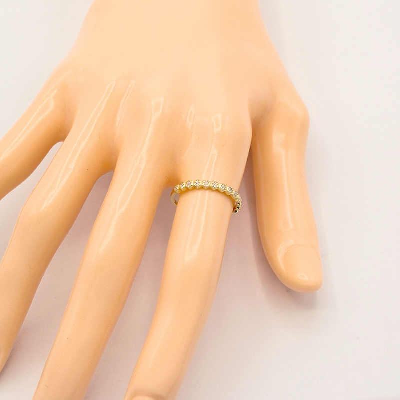 Zlatý prsten pruh šestihranů se zirkony 1,48g