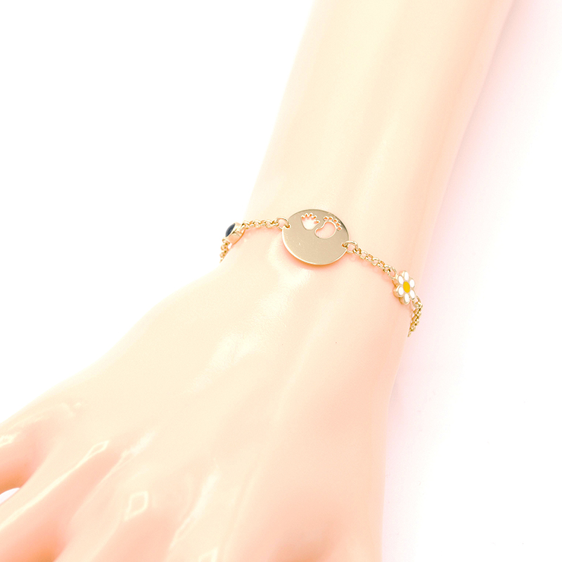 Zlatý dětský náramek Anker zdobený přívěsky 2,80g