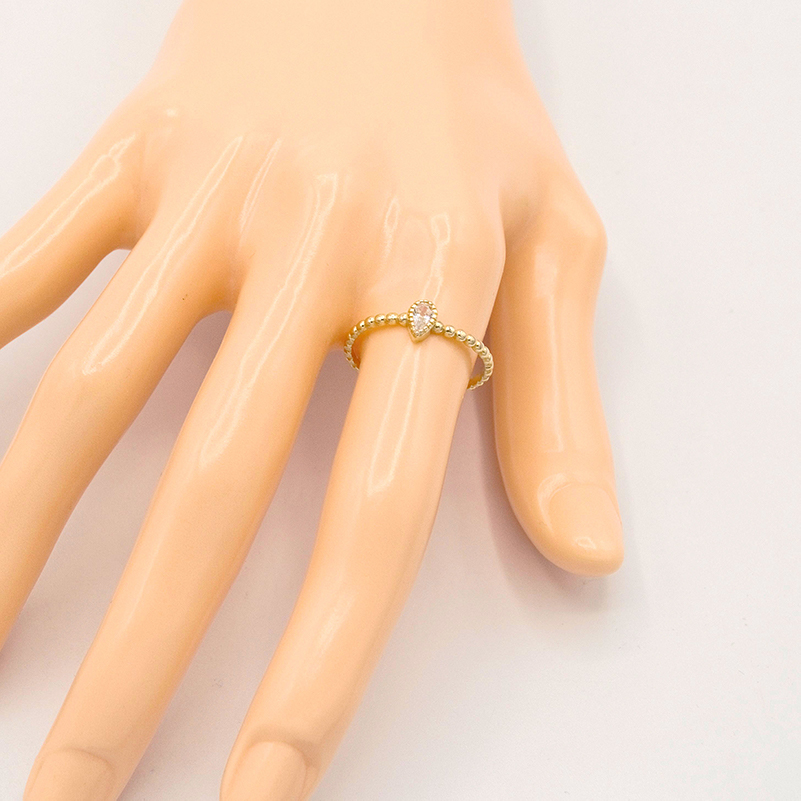 Zlatý prsten kapka s bílým kamínkem 1,26g