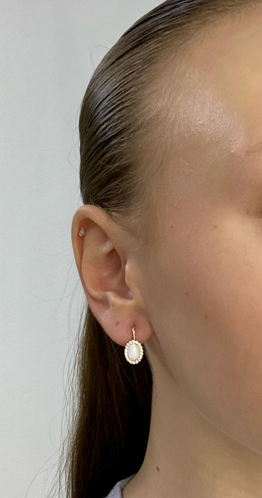 Zlaté náušnice s opálem a zirkony 2,40g