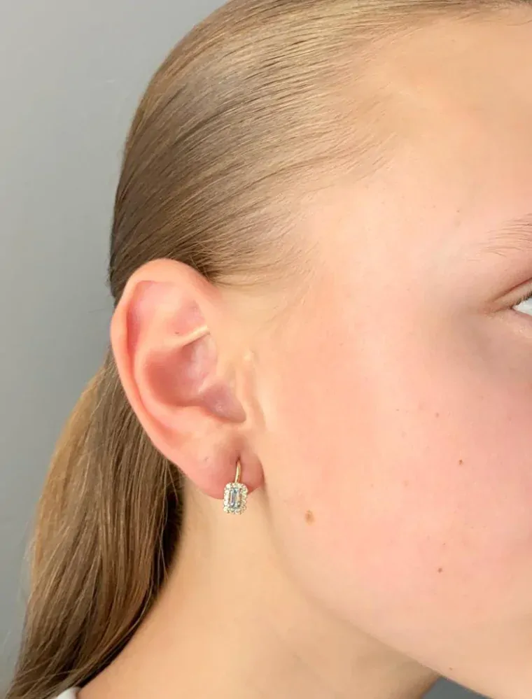 Zlaté náušnice s topazem 1,95g