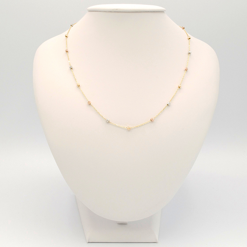 Zlatý řetízek zdobený lesklými kuličkami tři barvy zlata 2,35g 