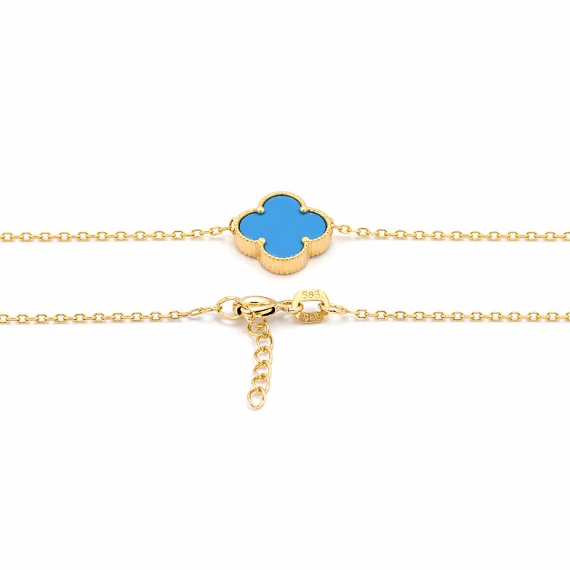 Zlatý řetízek s modrým čtyřlístkem 