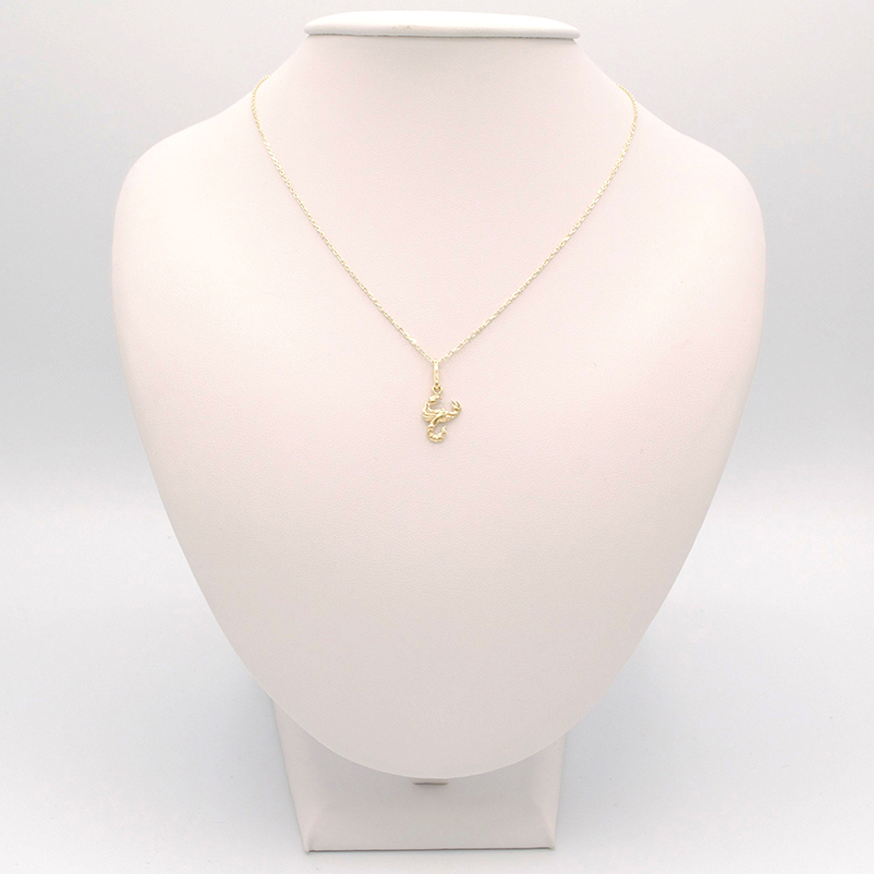 Zlatý přívěsek štír 0,51g