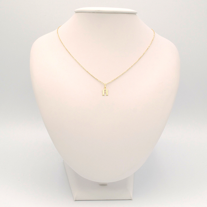 Zlatý přívěsek písmeno H 0,25g