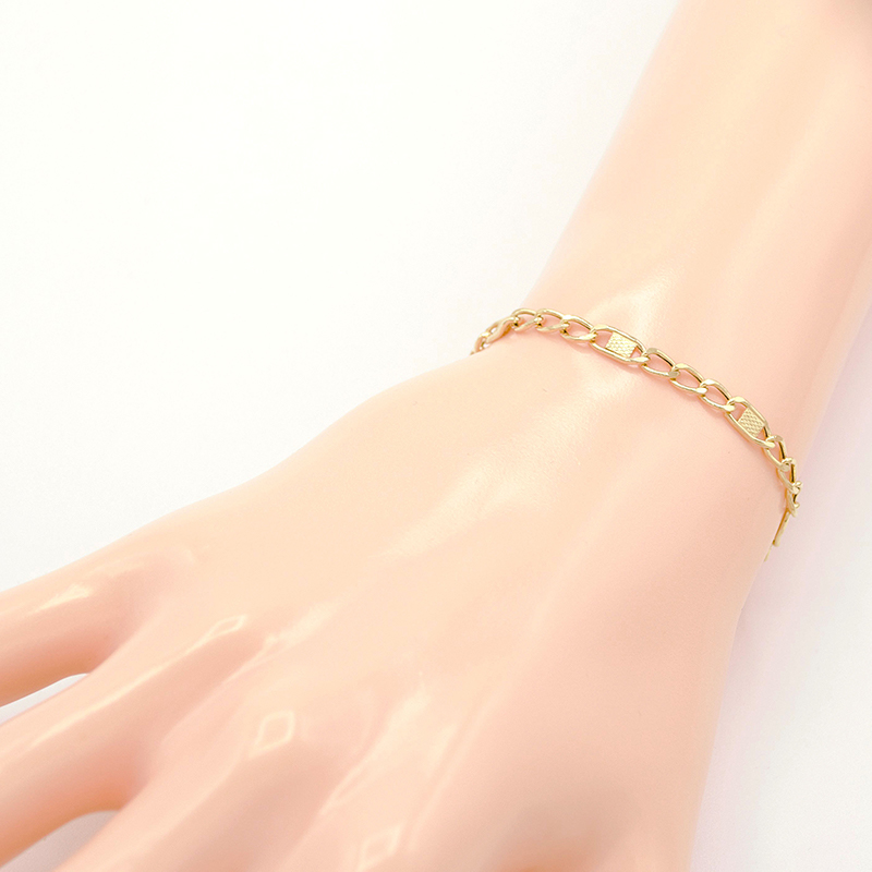 Zlatý náramek Figaro zdobený 2,90g