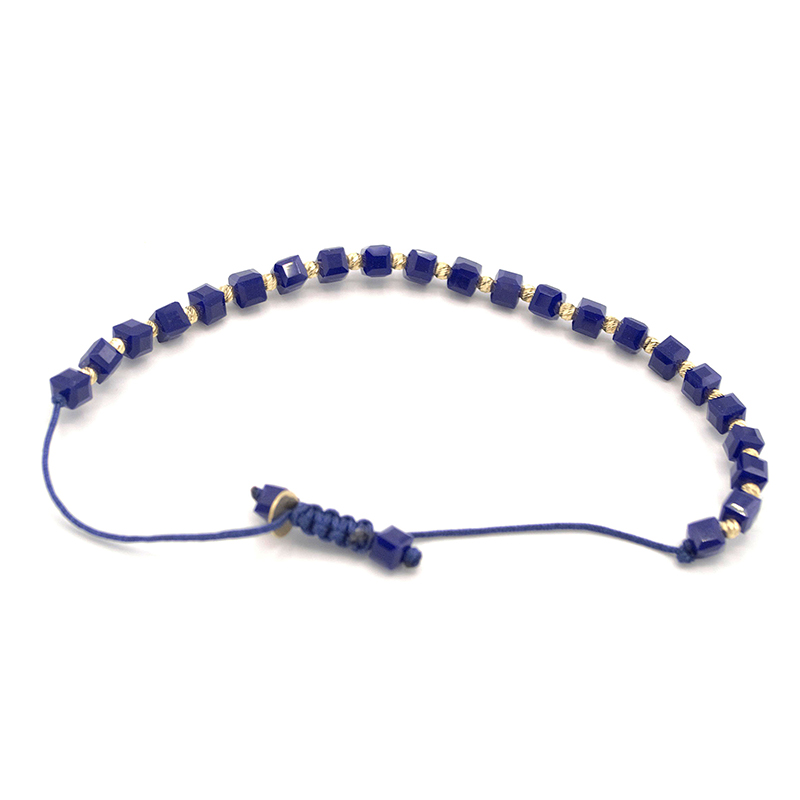 Náramek modrý provázek s modrými kostičkami a zlatými kuličkami 