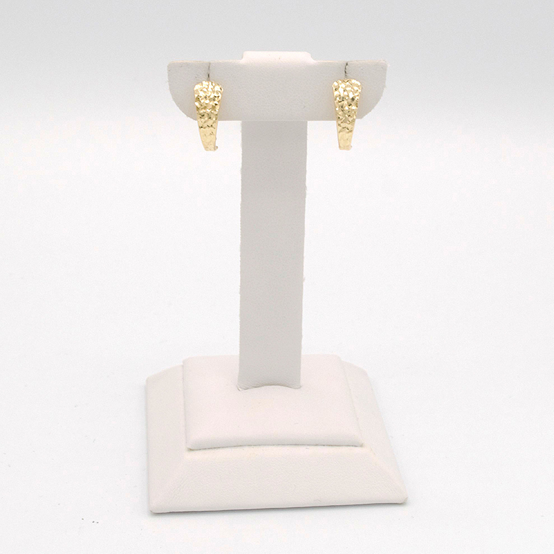 Zlaté náušníce s mřížkovaným gravírováním 1,40g