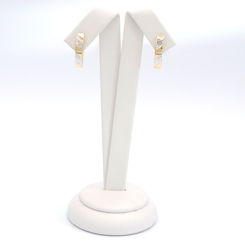 Zlaté náušnice zaoblené zdobené proužky dvě barvy zlata 1,55g